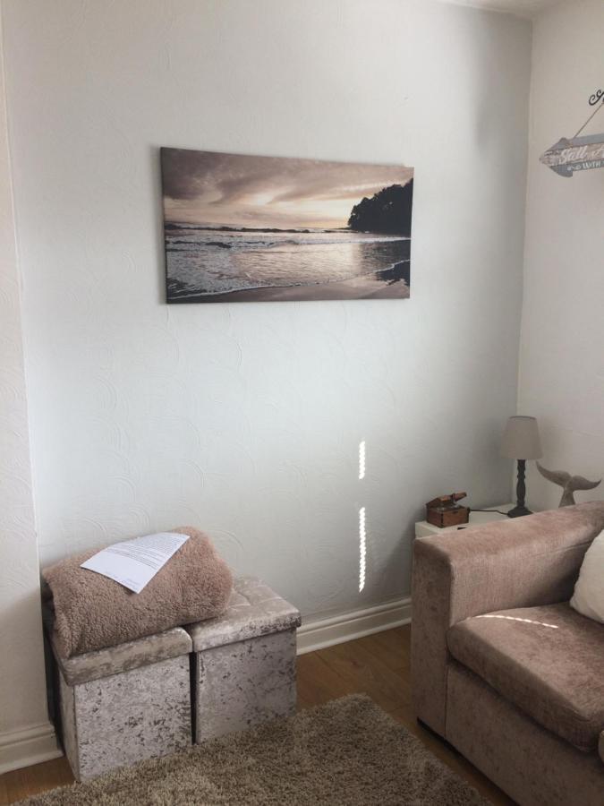 Lovely Little Flat By The Sea In كْليثوربس المظهر الخارجي الصورة