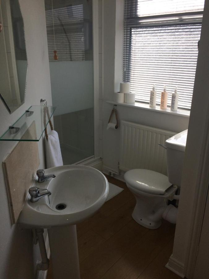 Lovely Little Flat By The Sea In كْليثوربس المظهر الخارجي الصورة